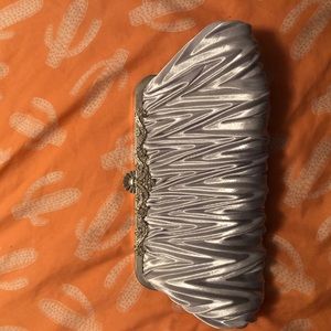 Silver clutch